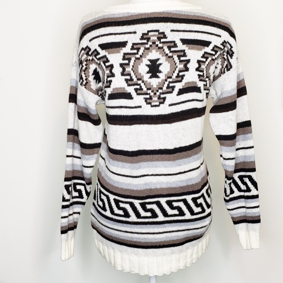 Jen's Pirate Booty sitting bull sweater NWT - Picture 3 of 5